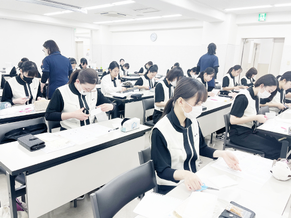 リボンを付ける基礎練習☆